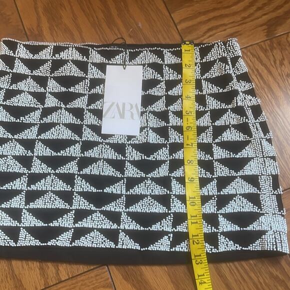 NWT Zara Monochrome Geometric Beaded size XS woman mini Skirt - Picture 6 of 8